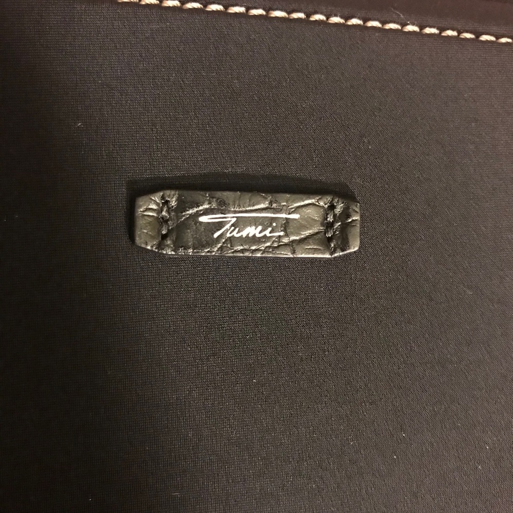 Tablet / Laptop Case. - Picture 4 of 9